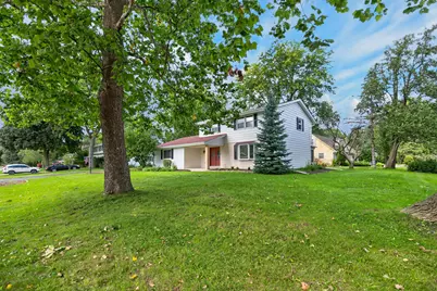 21300  Astolat Dr, Brookfield, WI 53045 - Photo 44