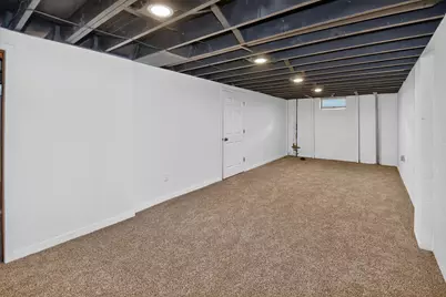 21300  Astolat Dr, Brookfield, WI 53045 - Photo 36