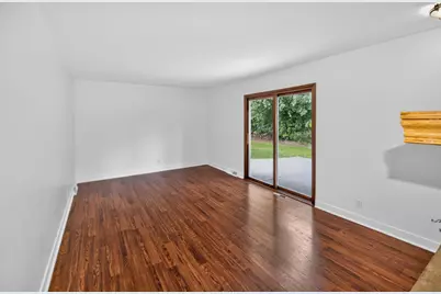 21300  Astolat Dr, Brookfield, WI 53045 - Photo 18