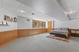 W232N6140 Teakwood Ct, Sussex, WI 53089 - Photo 14