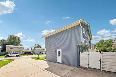 8504  Westbrook Dr, Sturtevant, WI 53177 - Photo 40