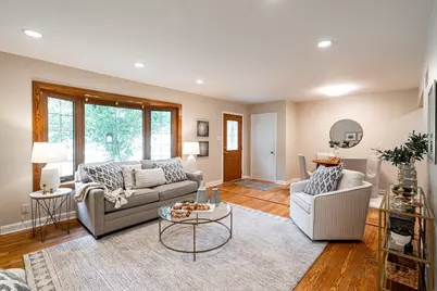 3278 N 106th St, Wauwatosa, WI 53222 - Photo 2