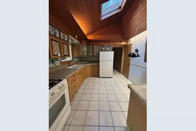 1701 W Donges Bay Rd, Mequon, WI 53092 - Photo 8