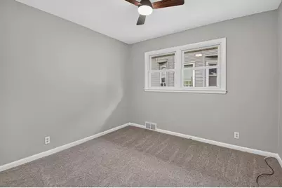 2320  51st St, Kenosha, WI 53140 - Photo 10