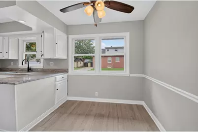 2320  51st St, Kenosha, WI 53140 - Photo 8