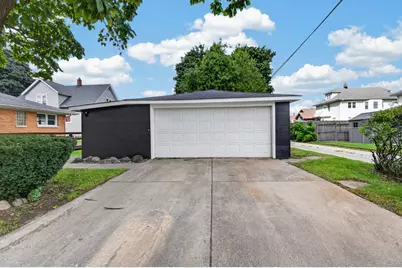 2320  51st St, Kenosha, WI 53140 - Photo 20
