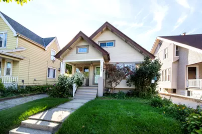 1645 S 79th St, West Allis, WI 53214 - Photo 2