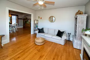 1645 S 79th St, West Allis, WI 53214 - Photo 8