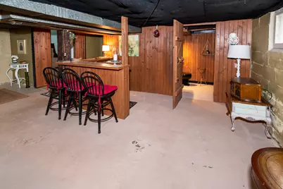1645 S 79th St, West Allis, WI 53214 - Photo 42
