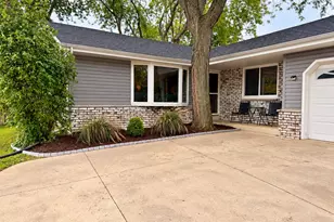 4613 87th Pl, Kenosha, WI 53142 - Photo 2
