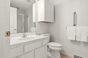 315 Oak Ridge Dr, Hartland, WI 53029 - Photo 12
