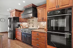 7325 W Wind Lake Rd, Racine, WI 53185 - Photo 14
