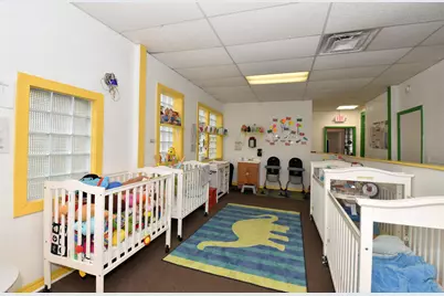 4008 W Burleigh St, Milwaukee, WI 53210 - Photo 10