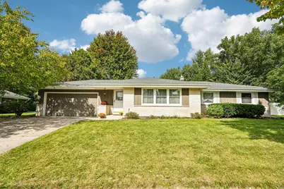 1006  Wisteria Ln, Waukesha, WI 53189 - Photo 32