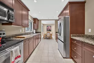 6717 N Holly Ct, Fox Point, WI 53217 - Photo 12
