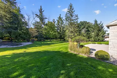6717 N Holly Ct, Fox Point, WI 53217 - Photo 42