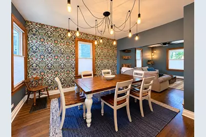 2819 S Clement Ave, Milwaukee, WI 53207 - Photo 8