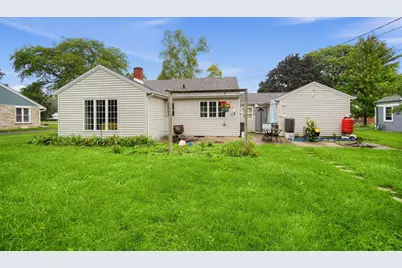 12865 W Lancaster Ave, Waukesha, WI 53007 - Photo 24