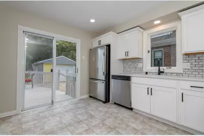 2924 N 75th St, Milwaukee, WI 53210 - Photo 14