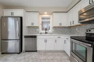 2924 N 75th St, Milwaukee, WI 53210 - Photo 12