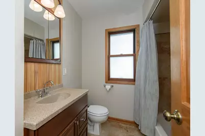 2924 N 75th St, Milwaukee, WI 53210 - Photo 20