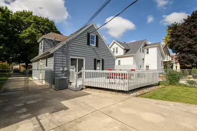 2924 N 75th St, Milwaukee, WI 53210 - Photo 48