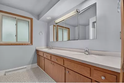 418  Jonathon Dr, Racine, WI 53402 - Photo 40