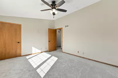 10180 W Whitnall Edge Cir #C, Franklin, WI 53132 - Photo 14
