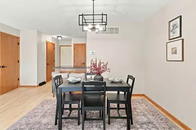 10180 W Whitnall Edge Cir #C, Franklin, WI 53132 - Photo 6
