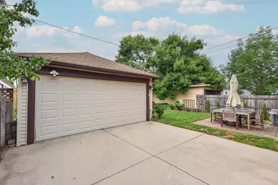 2461 N 60th St, Wauwatosa, WI 53210 - Photo 44