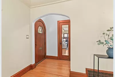 2461 N 60th St, Wauwatosa, WI 53210 - Photo 8
