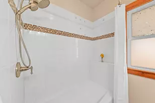 2461 N 60th St, Wauwatosa, WI 53210 - Photo 24