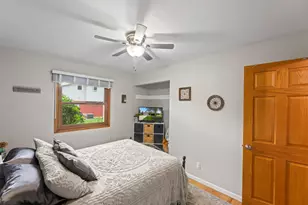 36707 Prairie Dr, Summit, WI 53066 - Photo 18