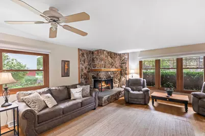 36707  Prairie Dr, Summit, WI 53066 - Photo 6