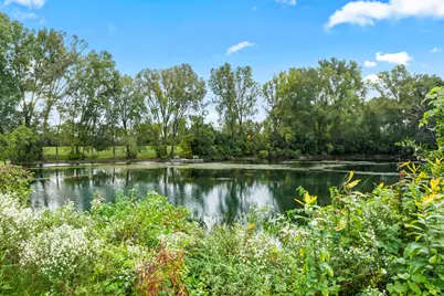 36707  Prairie Dr, Summit, WI 53066 - Photo 4