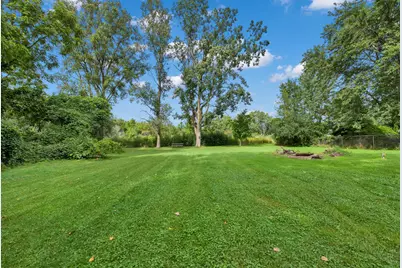 4722  St Regis Dr, Racine, WI 53403 - Photo 24