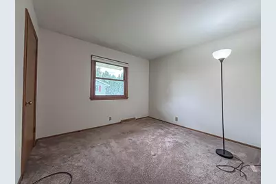 13795 W Graham St, New Berlin, WI 53151 - Photo 24