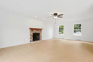 4025 Stormy Dr, Racine, WI 53139 - Photo 4