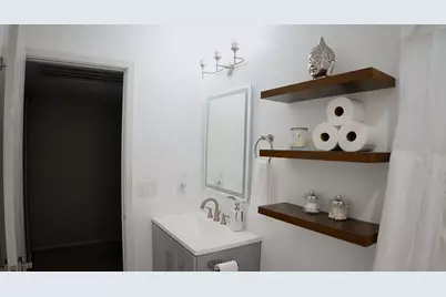 11946 W Mill Rd #3, Milwaukee, WI 53225 - Photo 20