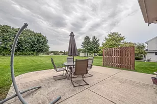 N73W15494 Paseo Ln, Menomonee Falls, WI 53051 - Photo 34