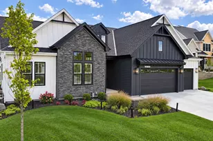N57W20799 Dunbar Ct, Menomonee Falls, WI 53051 - Photo 52