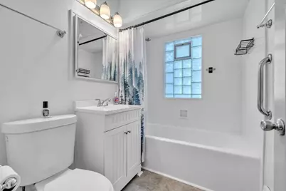 8215-8217  Portland Ave, Wauwatosa, WI 53213 - Photo 40