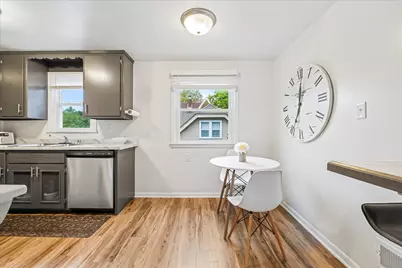 8215-8217  Portland Ave, Wauwatosa, WI 53213 - Photo 14