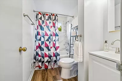 8215-8217  Portland Ave, Wauwatosa, WI 53213 - Photo 18