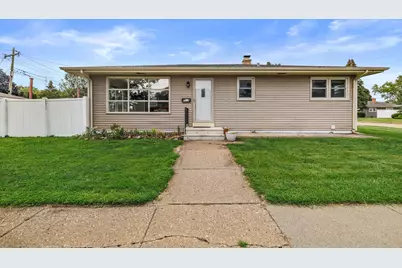 2306  17th Ave, Kenosha, WI 53140 - Photo 1