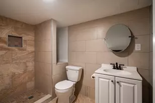 2344 N 60th St, Milwaukee, WI 53210 - Photo 36