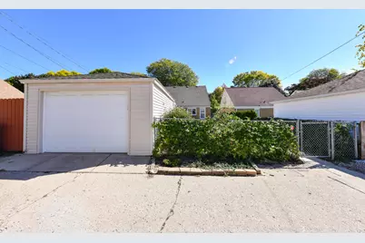 3239 N 79th St, Milwaukee, WI 53222 - Photo 34