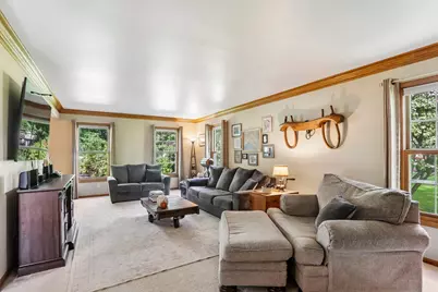 652  Fairway Cir, Jefferson, WI 53549 - Photo 10