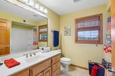 652  Fairway Cir, Jefferson, WI 53549 - Photo 38