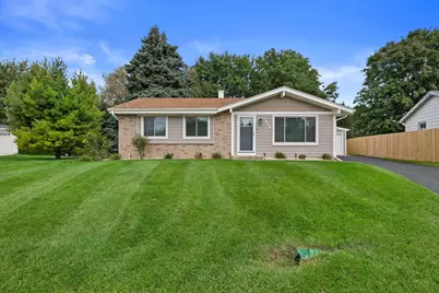 1628  Wiese Ln, Racine, WI 53406 - Photo 2